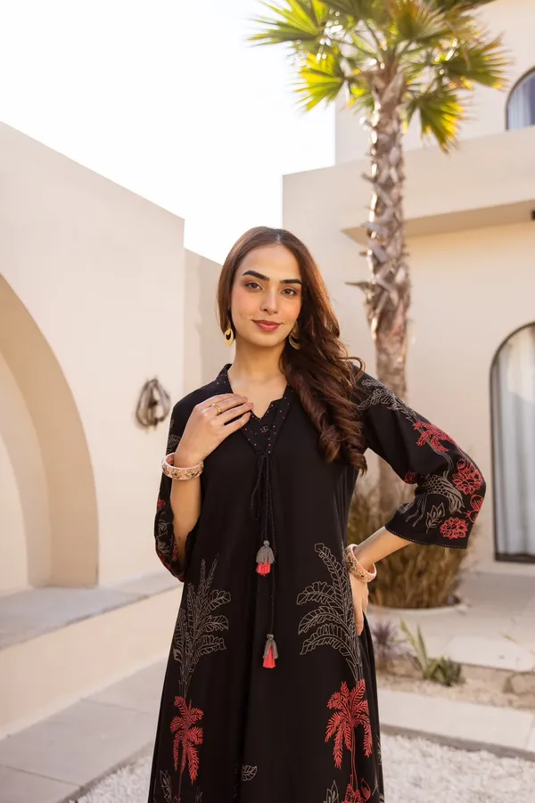 Black_German_Rayon_Embroidered_Floral_Kurta_With_Palazzo_For_Women