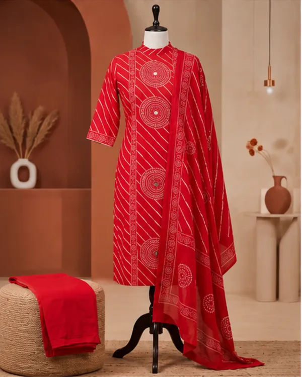 Red_Cotton_Printed_Kurta_Set_for_Women