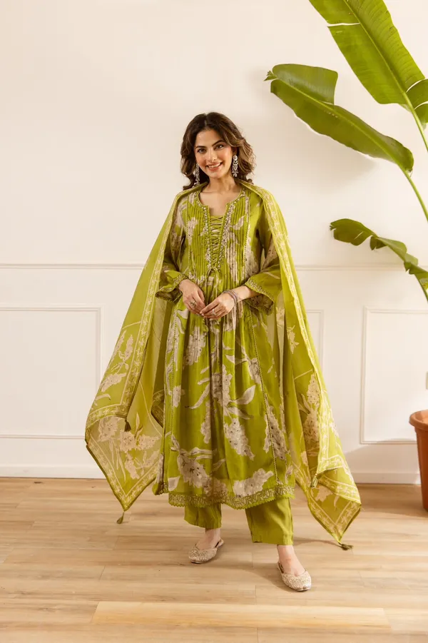 Green_Mul-Chanderi_Floral_Print_Kurta_Set_For_Women