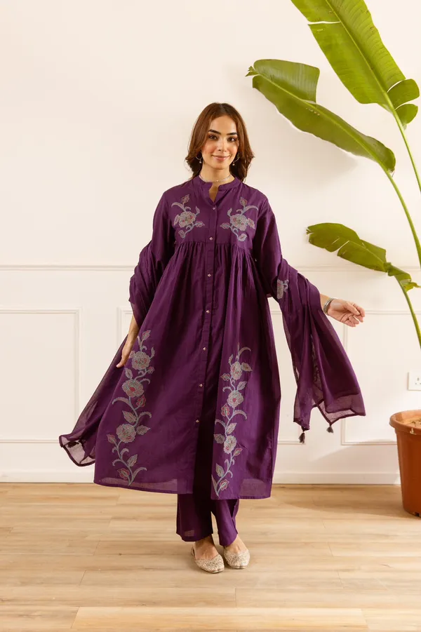 Purple_Mul-Cotton_Floral_Embroidered_Kurta_Set_For_Women