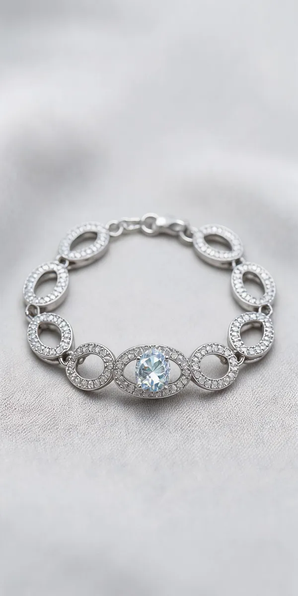 Silver_Tone_Crystal_Studded_Oval_Link_Bracelet_For_Women