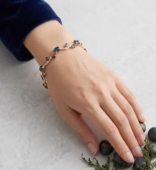 Gold_Stainless_Steel_Blue_Stone_Link_Bracelet_For_Women