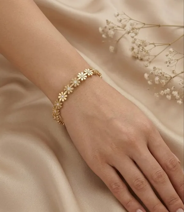 Anti_Tarnish_Daisy_Bracelet_for_Women_and_girls