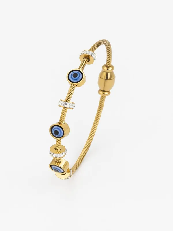Evil_Eye_jewelry_combo_(necklace_and_bracelet_set)