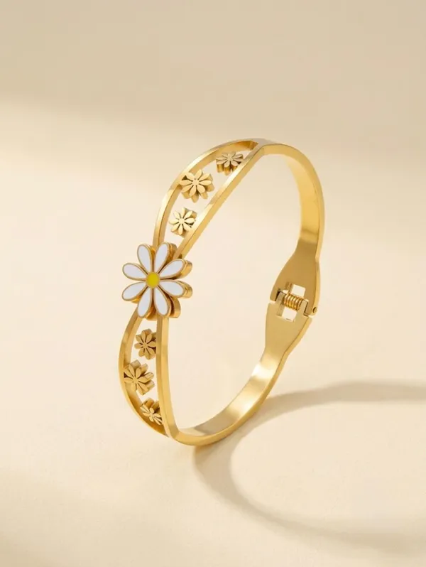 Gold_Plated_Floral_Anti_Tarnish_Bangle_Style_Bracelet