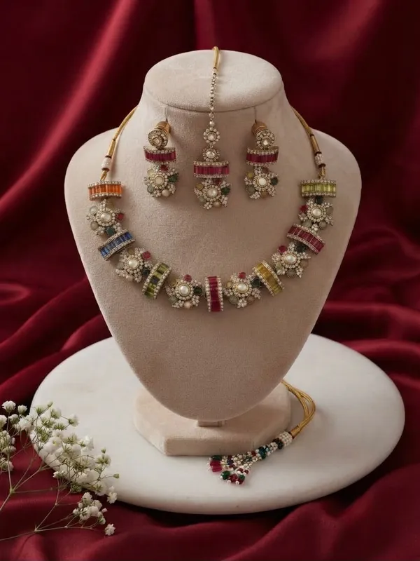 Multi_Trayi_Premium_Sabya_Inspired_Necklace_Set_with_Earring_&_Teeka