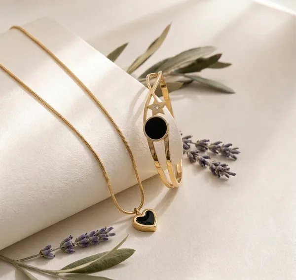 Combo_Gold_Plated_Black_Stone_Geometric_Cuff_Bracelet_and_Gold_Heart_Pendant_Necklace_with_Delicate_Chain_for_Women