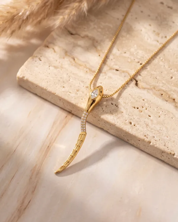 Stylish_Snake_Necklace_for_Women_and_Girls