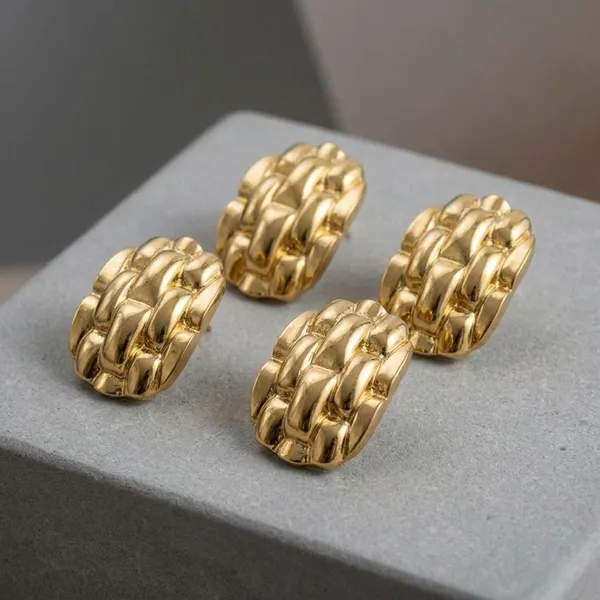 Gold_Stainless_Steel_Textured_Chain_Link_Stud_Earrings_For_Women