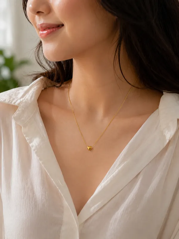 Gold_Stainless_Steel_Heart_Pendant_Delicate_Chain_Necklace_For_Women