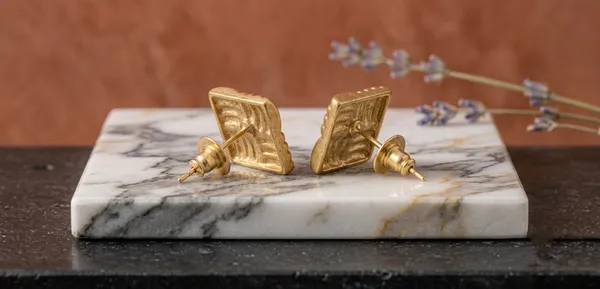 Gold_Stainless_Steel_Woven_Pattern_Square_Stud_Earrings_For_Women