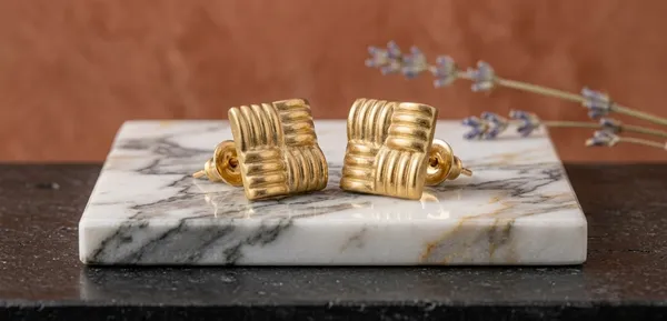 Gold_Stainless_Steel_Woven_Pattern_Square_Stud_Earrings_For_Women