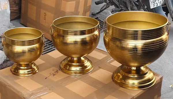 Mild_Steel_Decorative_Gold_Urli_Flower_Vase