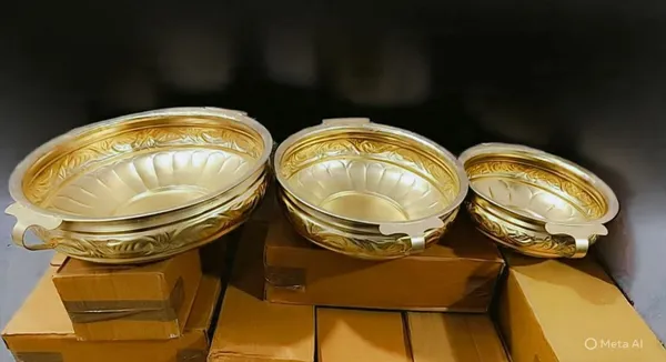 Iron_Decorative_Gold_Finish_Bowl_Set_Decor