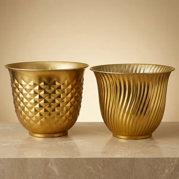 Iron_Decorative_Geometric_Gold_Planter