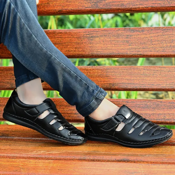 Black_Synthetic_Leather_Sandal_For_Men