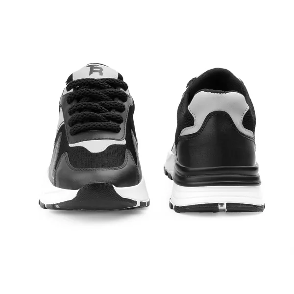 Black_Mesh_Sports_Shoes_For_Men