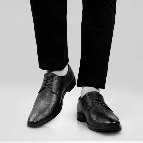 Black_Synthetic_Leather_Formal_Shoes_For_Men