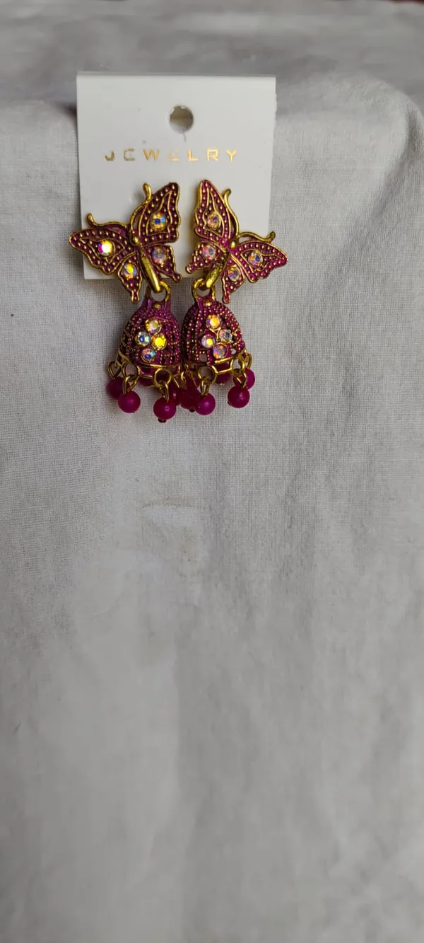 Red_And_Golden_Alloy_Earrings_For_Women
