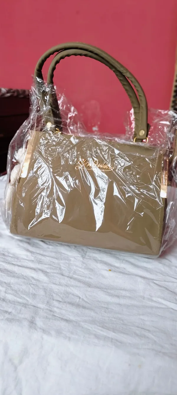 Olive_Green_Patent_Leather_Structured_Handbag_for_Women