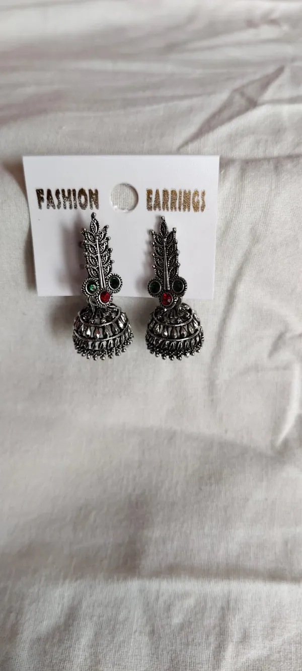 Black_Alloy_Earrings_For_Women