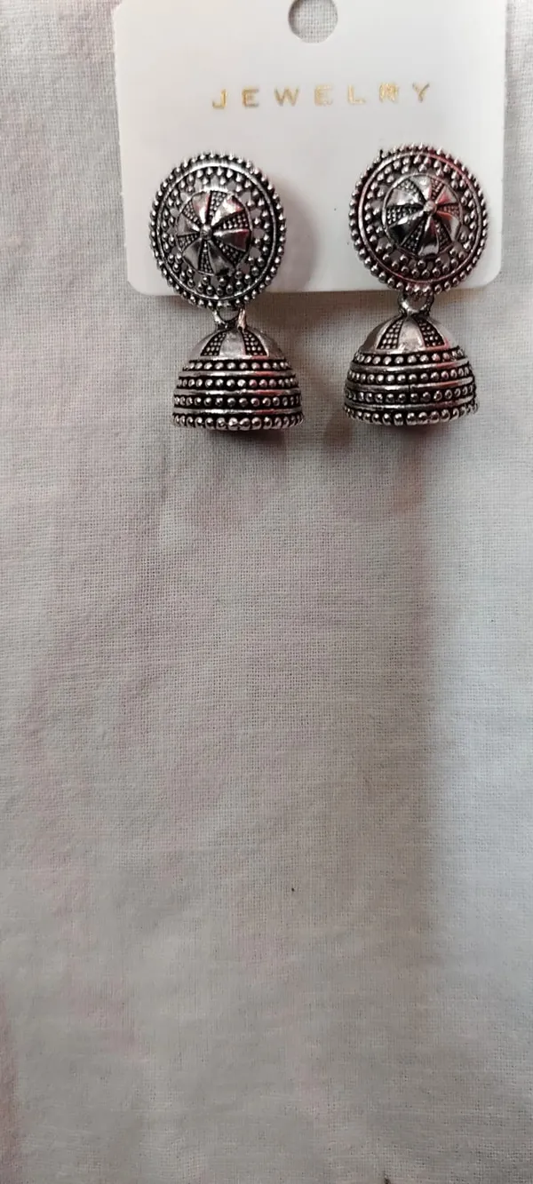 Silver_Alloy_Earrings_For_Women