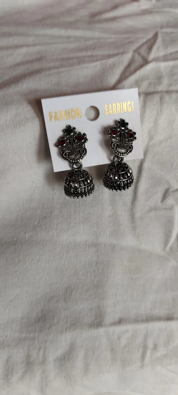 Black_Alloy_Earrings_For_Women