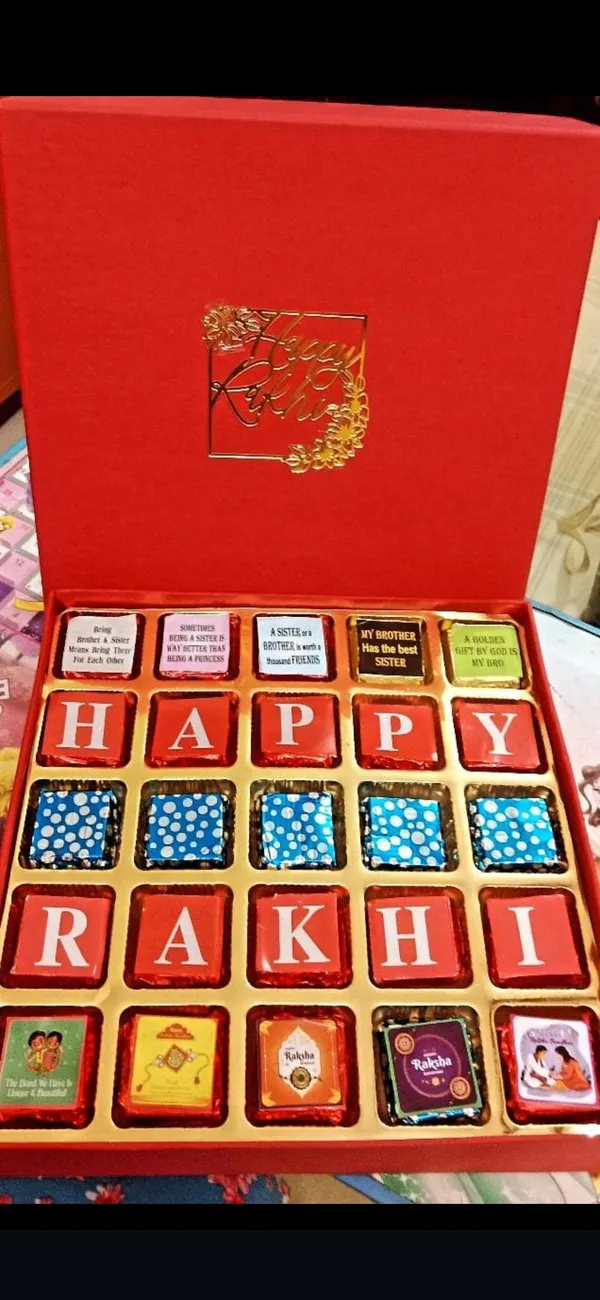 Happy_Rakhi_Personalized_Chocolate_Gift_Box_For_Raksha_Bandhan