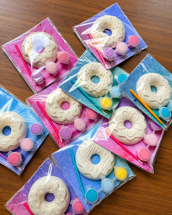 DIY_Paint_Your_Own_Donut_Kit