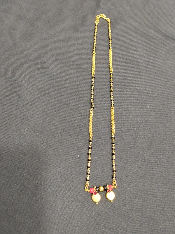 Gold_Panchaloha_Black_Beaded_Pink_Stone_Mangalsutra_For_Women