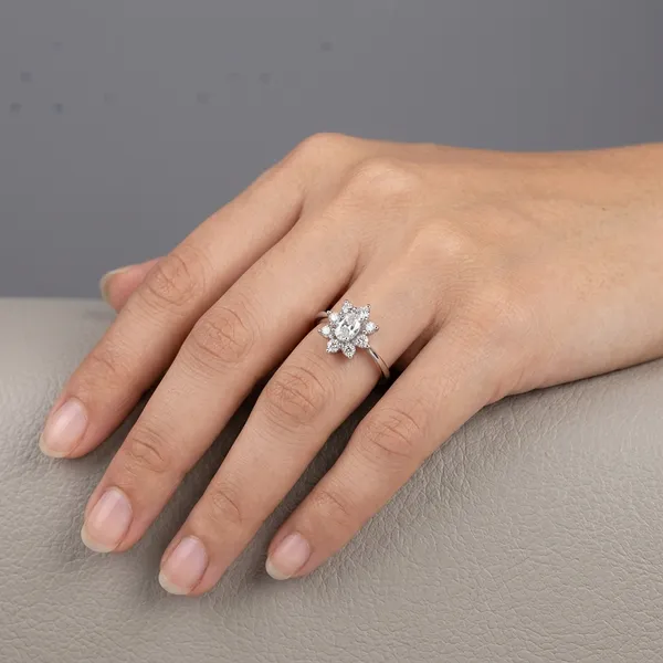Silver_Sterling_925_Oval_Diamond_Halo_Engagement_Ring_For_Women