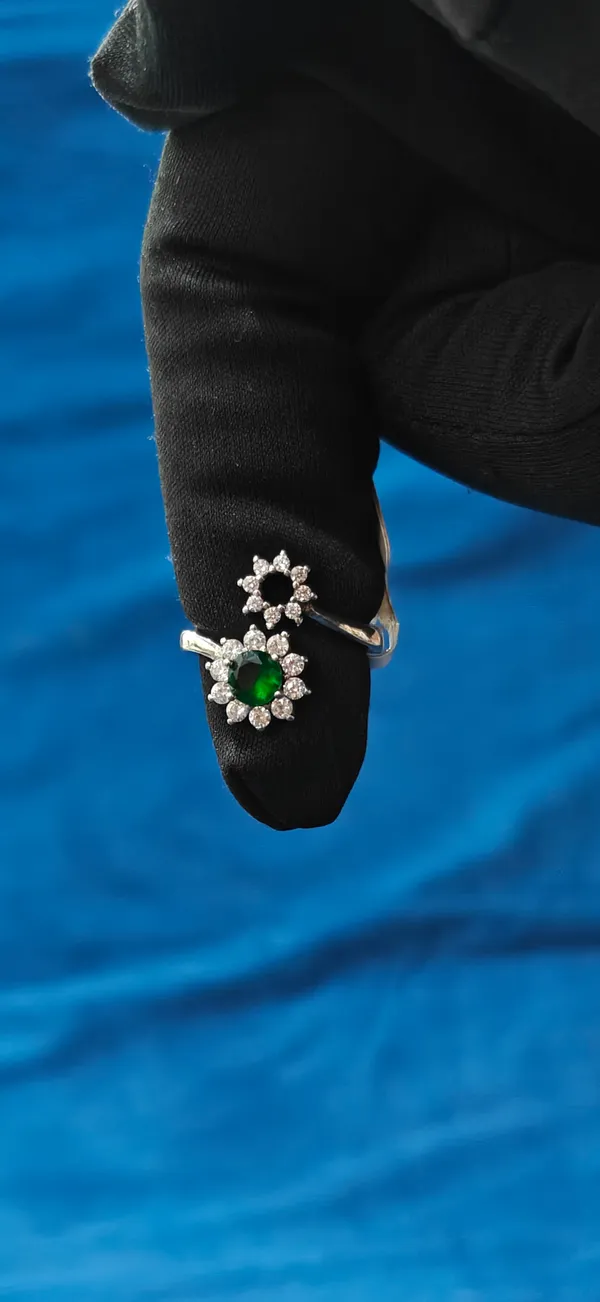 Silver_Metal_Floral_Green_Stone_Adjustable_Ring_For_Women
