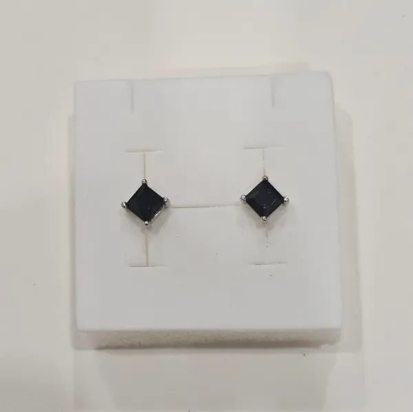Silver_Sterling_925_Black_Square_Stone_Stud_Earrings_For_Women