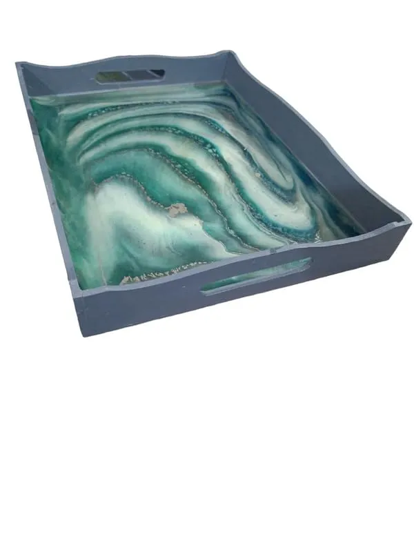 Resin_Serving_Tray_With_Handle