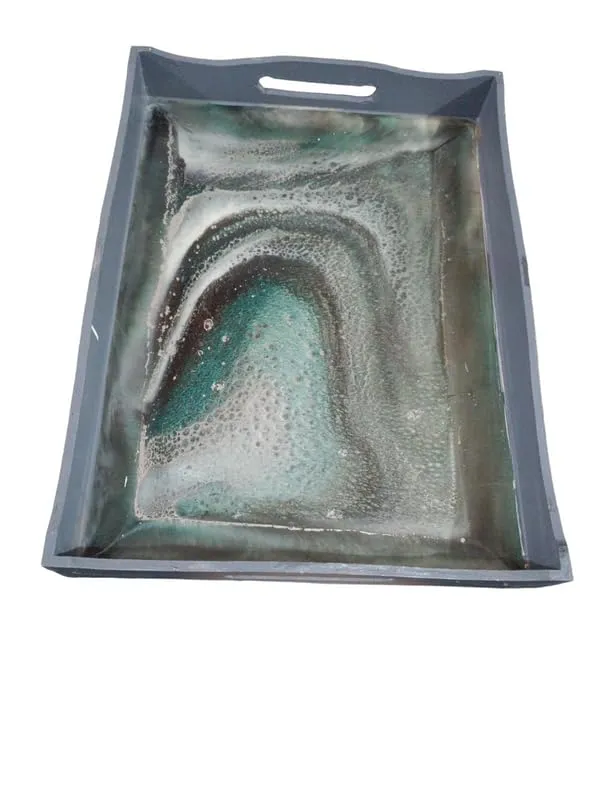 Resin_Serving_Tray_With_Handle