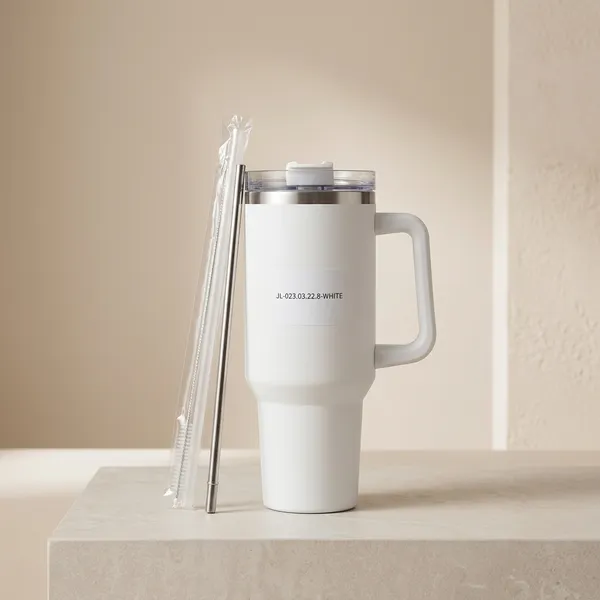 Stainless_Steel_Travel_Insulated_Tumbler_With_Handle_And_Straw