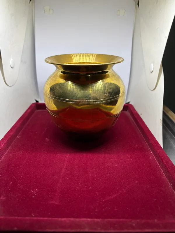 Brass_Kalash_with_Stand_for_Pooja_and_Religious_Ceremonies