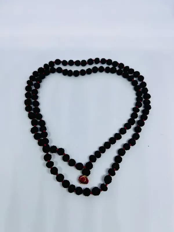 Black_Rudraksha_Bead_Mala_with_Red_Accent_Bead