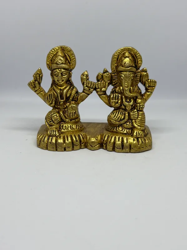 Brass_Ganesh_Laxmi_Idol_Set_for_Home_Decor_and_Pooja