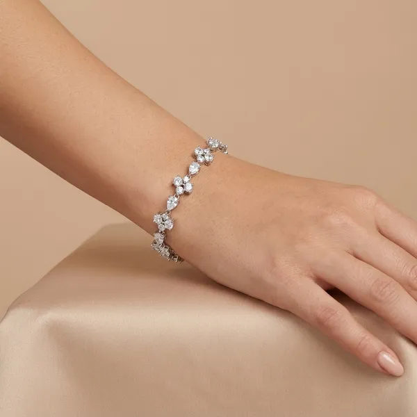 Silver_Metal_Floral_Cz_Link_Bracelet_For_Women