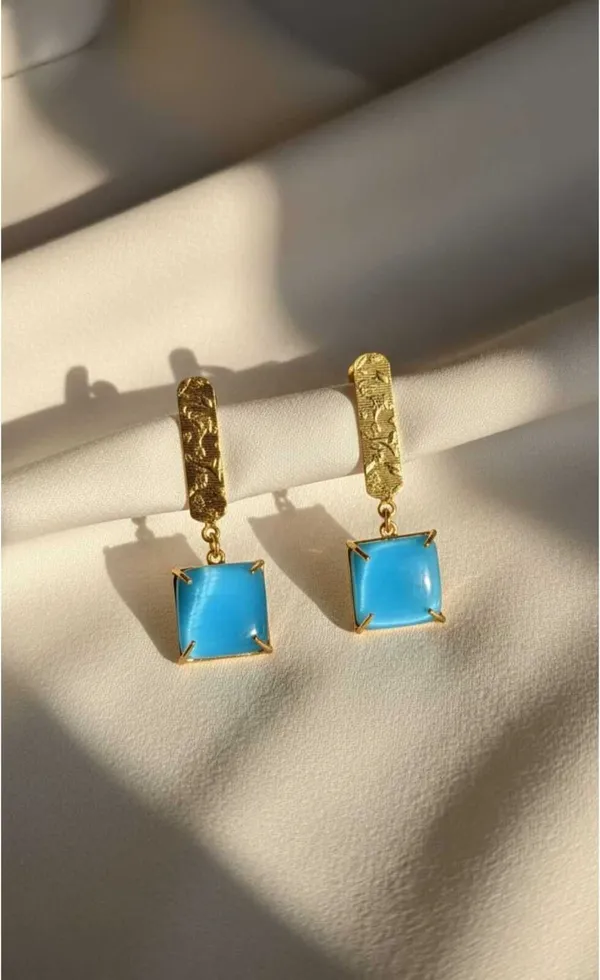 Gold_Aqua_Brass_Hammered_Square_Gemstone_Drop_Danglers_For_Women