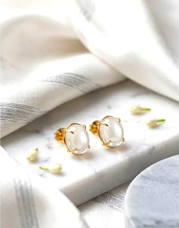 Gold_White_Brass_Oval_Milky_Stone_Stud_Earrings_For_Women