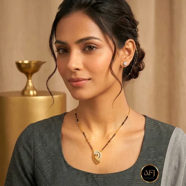 Gold_Copper_Black_Bead_Chain_Pendant_Mangalsutra_Necklace_For_Women
