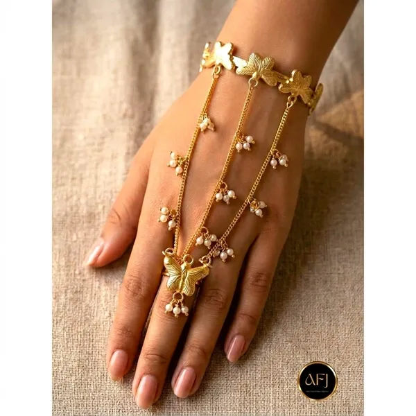 Gold_Brass_Butterfly_Pearl_Dangle_Hand_Chain_Bracelet_For_Women