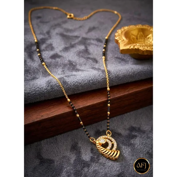 Gold_Copper_Black_Bead_Chain_Pendant_Mangalsutra_Necklace_For_Women