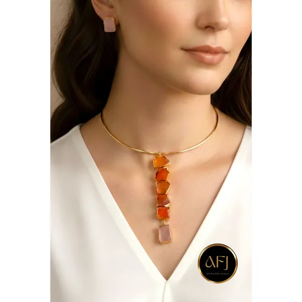 Raw_Carnelian_&_Rose_Quartz_Gold_Collar_Necklace_Set
