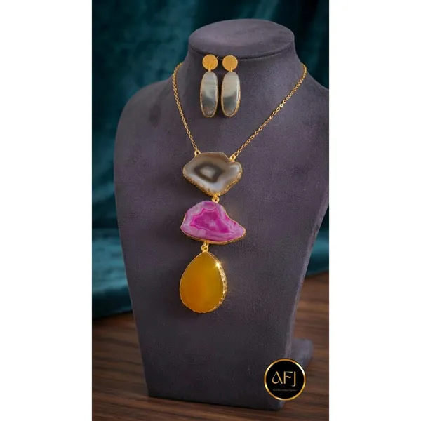 Vibrant_Magenta_&_Amber_Raw_Gemstone_Jewelry_Set