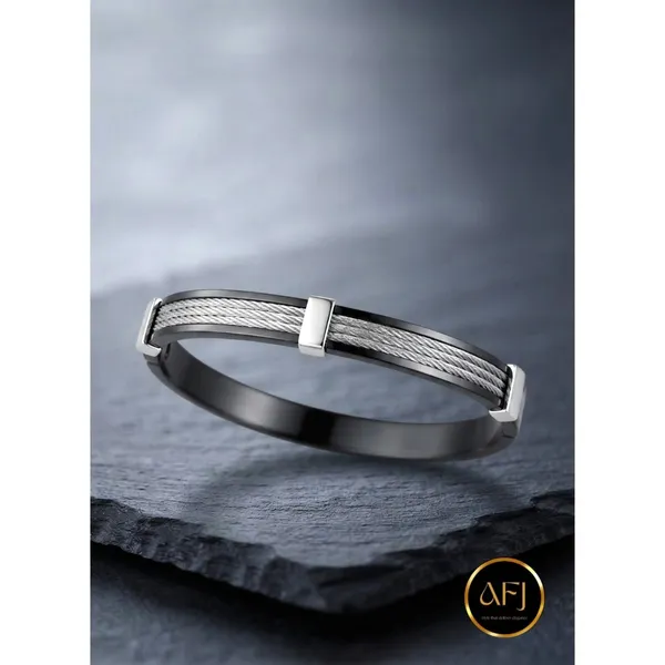 Monochrome_Edge:_Dual-Tone_Twisted_Cable_Kada