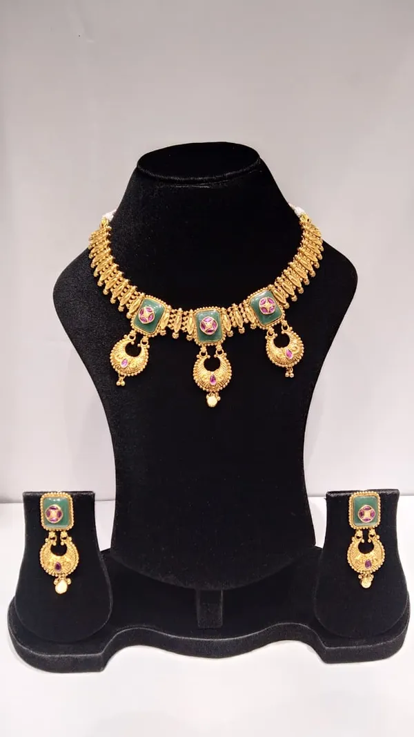 Gold_Brass_Kundan_Meenakari_Necklace_Set_For_Women