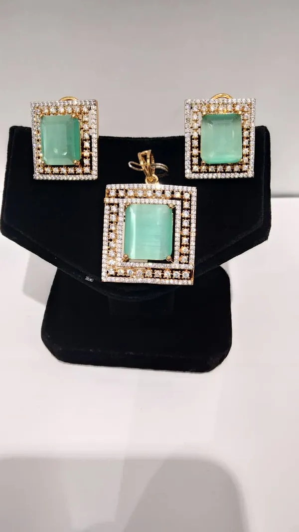 Green_And_Gold_Brass_Mint_Stone_Pendant_Set_For_Women